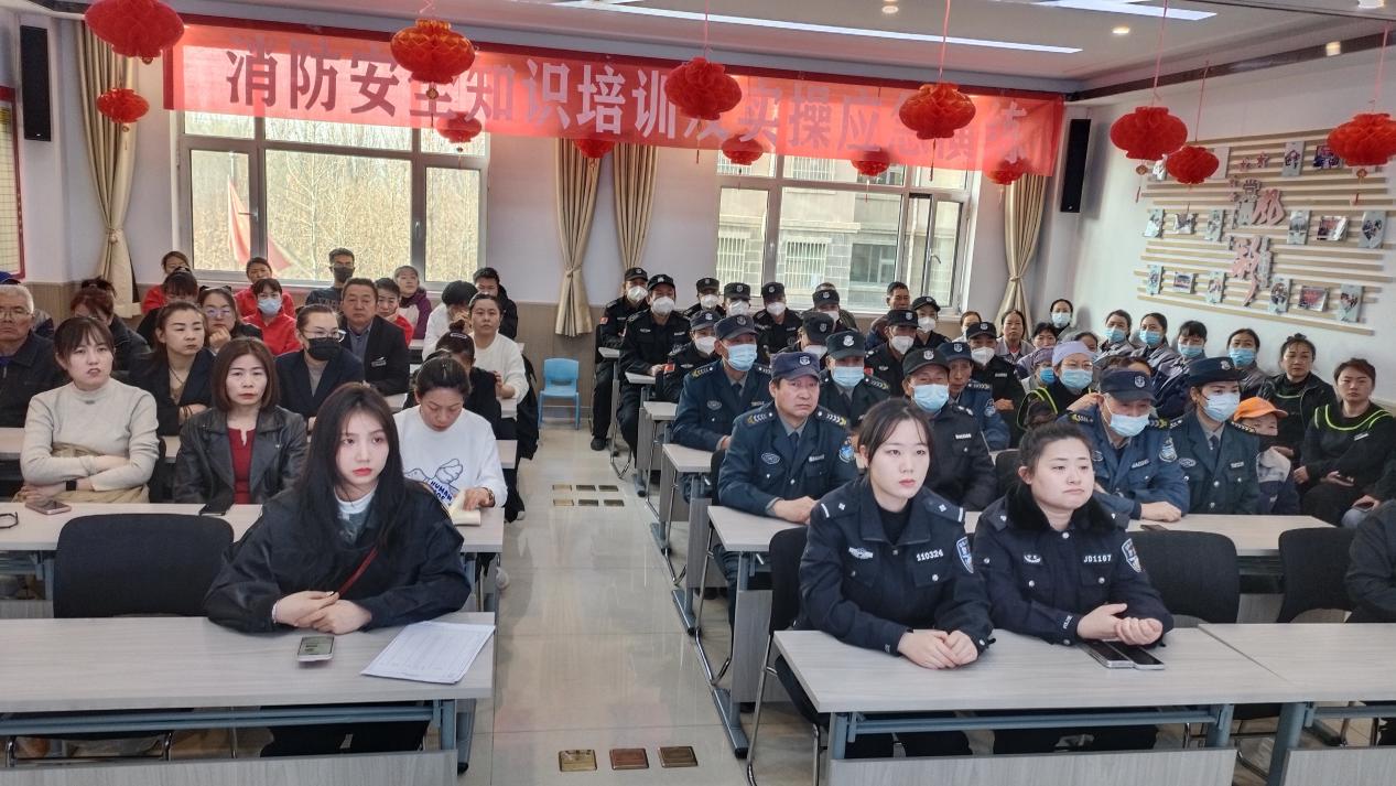 迎宾社区：开展消防培训演练 共同助牢安全(14233755)-20240325140958.jpeg